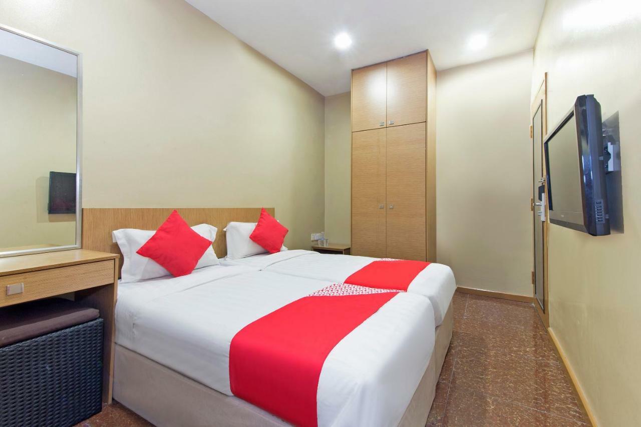 Oyo 422 Hotel Reno Kuala Lumpur Exterior photo