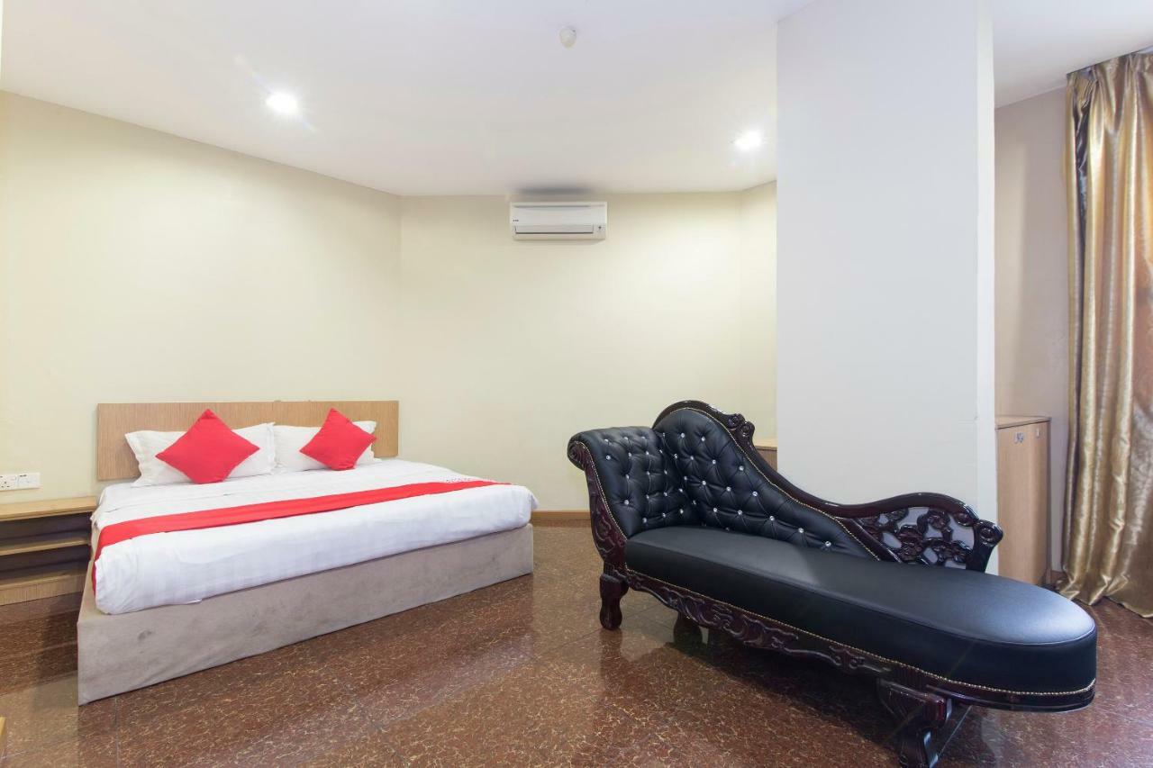 Oyo 422 Hotel Reno Kuala Lumpur Exterior photo